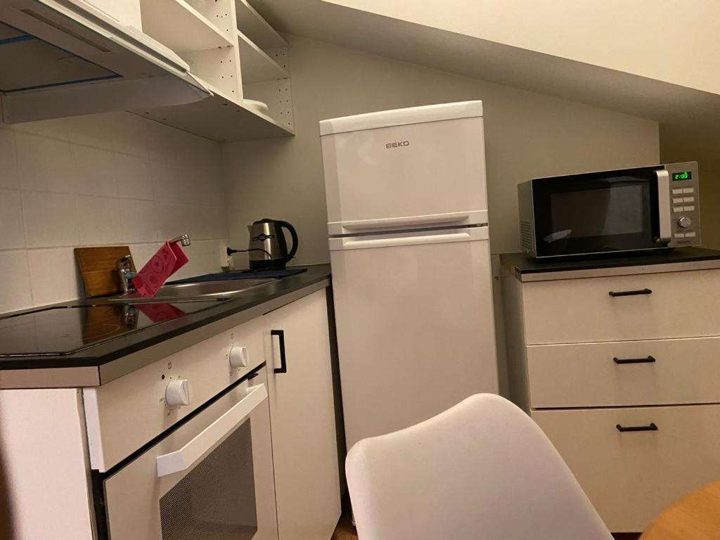 Apartment Attic Floor In City! 918 Stockholm